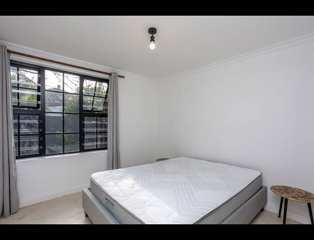 1 BEDROOM FLAT TO LET IN CLAREMONT
